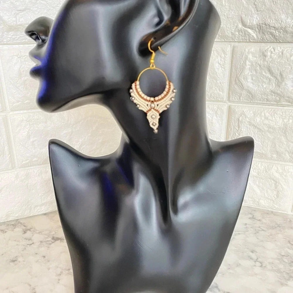 Handmade Macrame Earrings - Picture 1 of 5